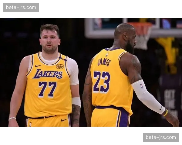 湖人客场八分逆转热火 东契奇60分创赛季新高